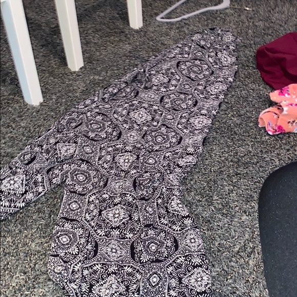 Float patterned pants! - Picture 2 of 2